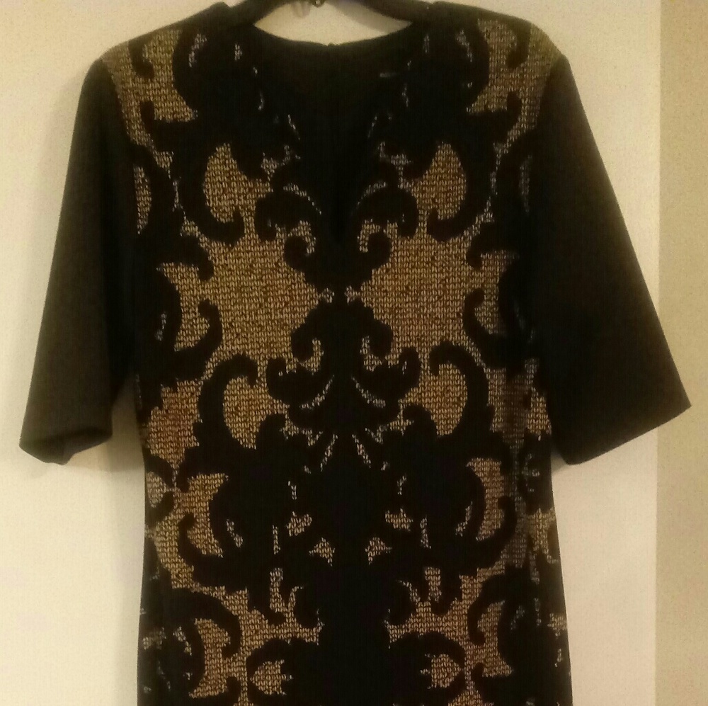 Dress - Picture 2 of 2